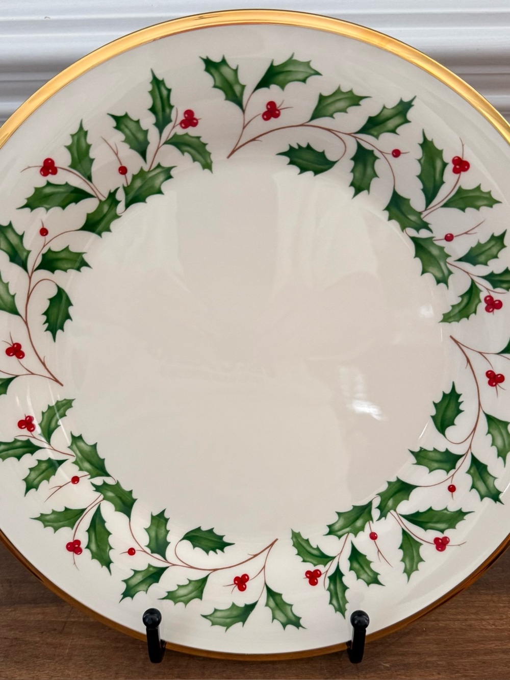 Lenox Holiday Holly Dinner Plate - White with Green and Red Accents - Set of 4.